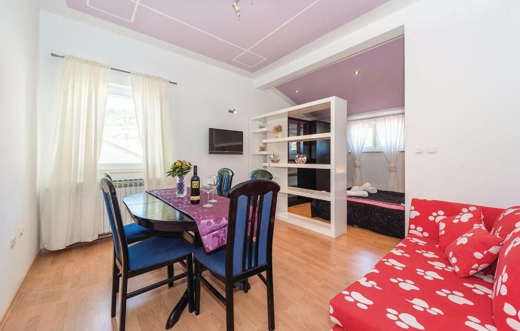 Apartman 시베니크 외부 사진